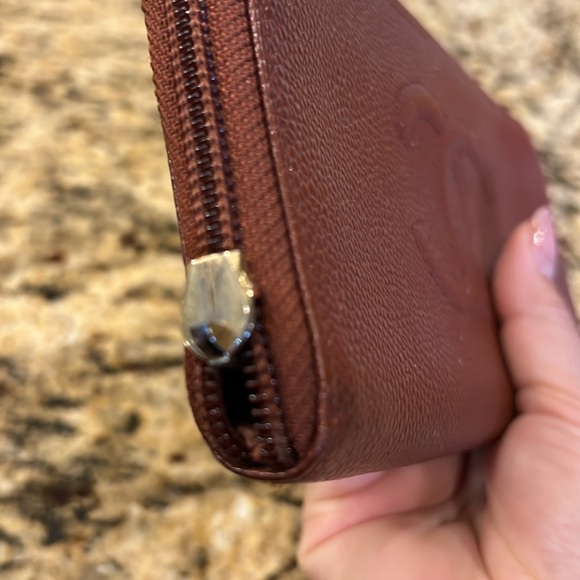 Authentic Chanel caviar leather wallet - Picture 3 of 13
